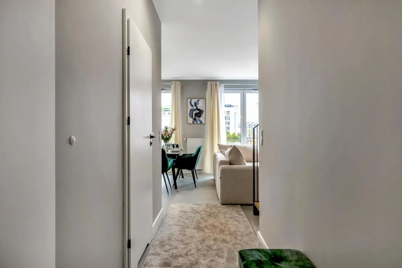 Warsaw Prestige Suites - Two-Level Loft, 72M2, 1000Mbs Internet, Parking, Gym - By Rentujemy شقة