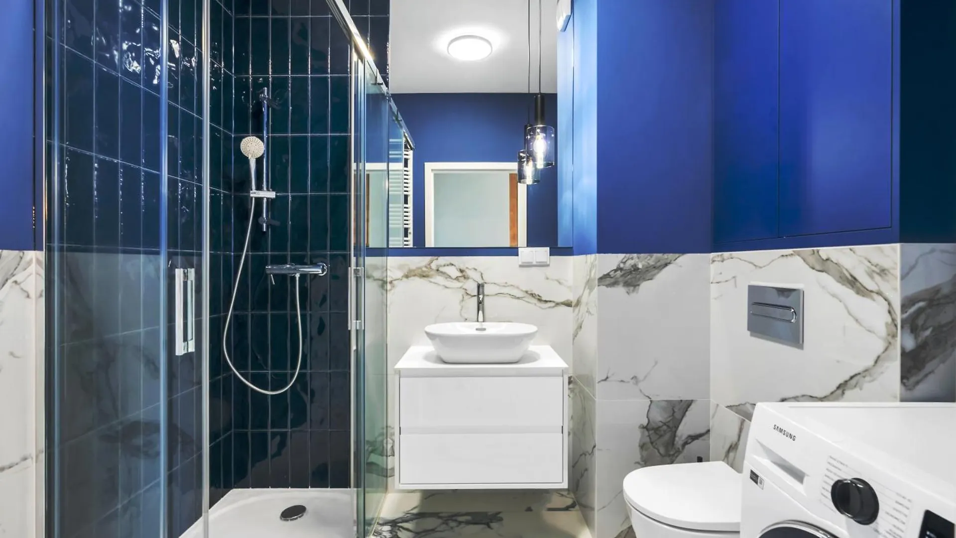 Warsaw Prestige Suites - Two-Level Loft, 72M2, 1000Mbs Internet, Parking, Gym - By Rentujemy شقة